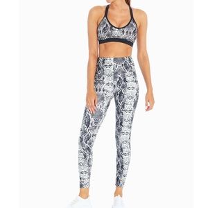 Snake Skin Sports Bra & Leggings Set